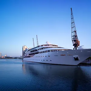 Sunborn Yacht Отель Лондон